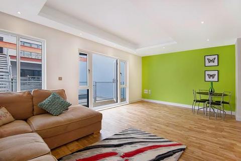 2 bedroom apartment to rent, Cavendish Street, Ramsgate CT11