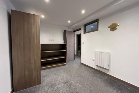 undefined, Lime Tree Way, Chineham, Basingstoke