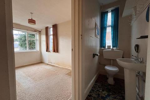 undefined, Heol Innes, Llanelli