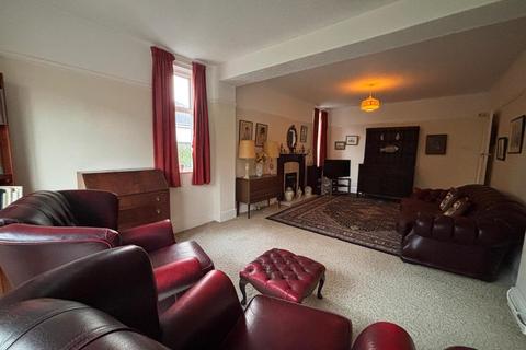 undefined, Heol Innes, Llanelli