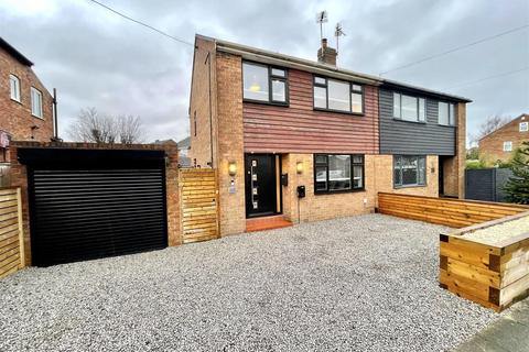 3 bedroom semi-detached house for sale, Alwyn Road, Darlington