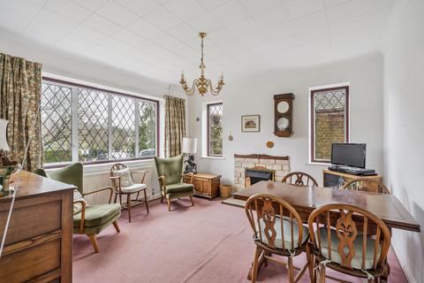 undefined, Chiltern Avenue, Bushey, WD23