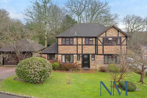undefined, Worth, Crawley RH10