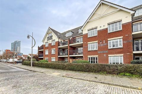 3 bedroom flat for sale, King Charles Street, Old Portsmouth