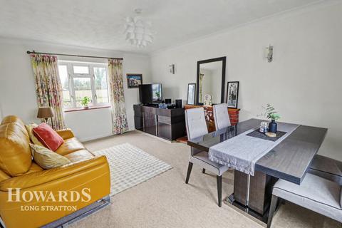undefined, Julians Way, Pulham Market