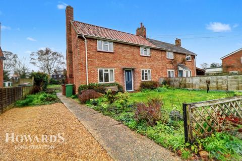 3 bedroom semi-detached house for sale, Julians Way, Pulham Market