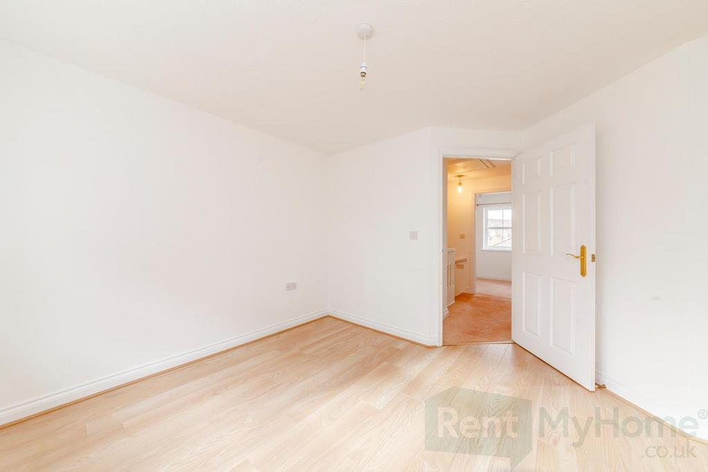 8413984-interior04-800.jpg