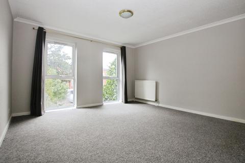 2 bedroom flat to rent, Austin Court, Village Road, EN1