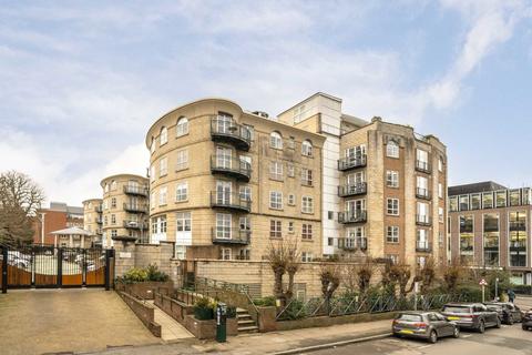 Worple Road, London SW19