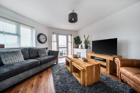 2 bedroom flat for sale, Sharp Court, Stevenage, SG1