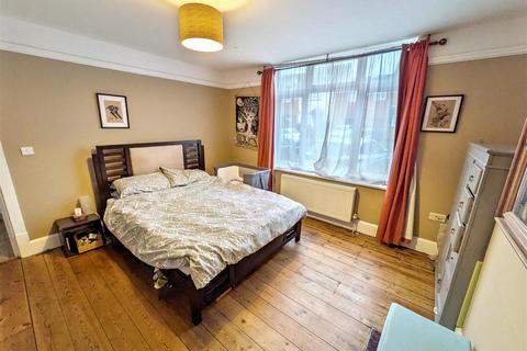 2 bedroom flat for sale, Upper Bognor Road, Bognor Regis