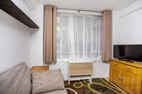 undefined, Florin Court ,6-9 Charterhouse Square, London