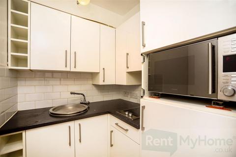 undefined, Florin Court ,6-9 Charterhouse Square, London