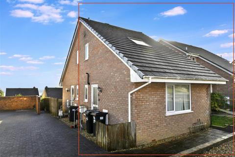 1 bedroom semi-detached house for sale, Falmouth TR11