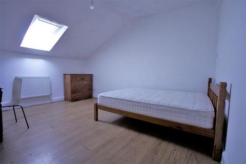 undefined, Double Room, London Road, Croydon CR0 2TJ