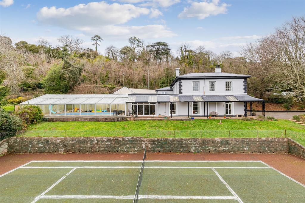 A11 - Watcombe Hill House - 260127.jpg