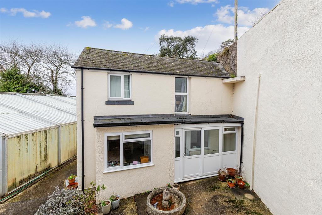 A70 - Watcombe Hill House - 260127.jpg