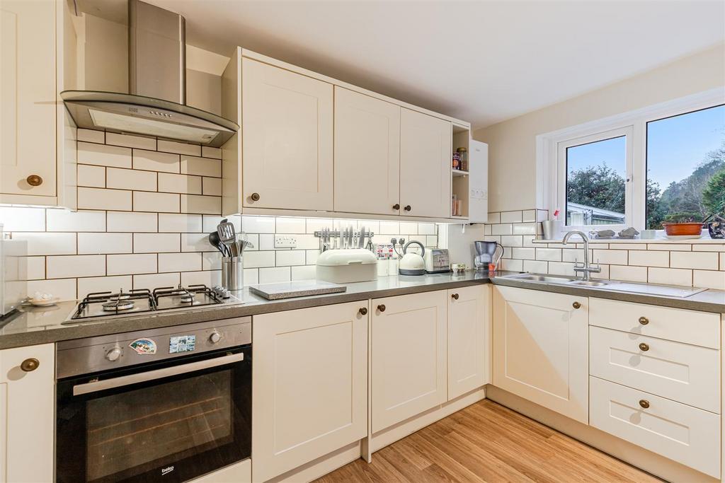 A75 - Watcombe Hill House - 260122.jpg