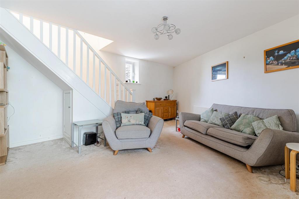 A77 - Watcombe Hill House - 260122.jpg