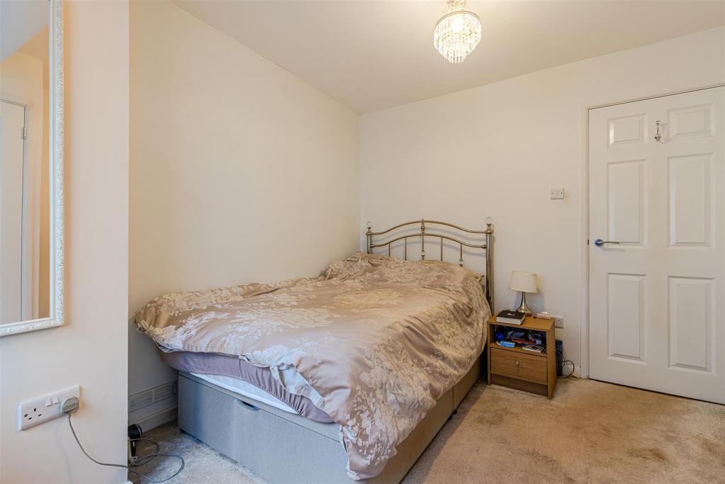 A81 - Watcombe Hill House - 260122.jpg