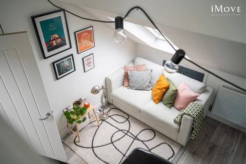 1 bedroom flat for sale, Sangley Road, London SE25