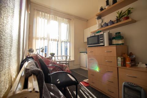 6 bedroom terraced house for sale, Walter Road, Swansea SA1