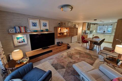 4 bedroom semi-detached house for sale, Hillcrest Gardens, Exmouth, EX8 4FE