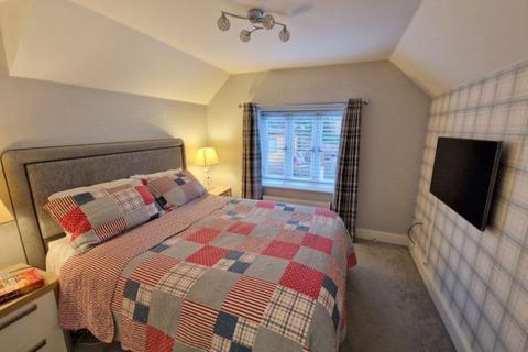 4 bedroom semi-detached house for sale, Hillcrest Gardens, Exmouth, EX8 4FE