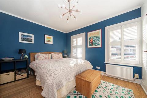 4 bedroom house for sale, Fulwell Road, Teddington TW11