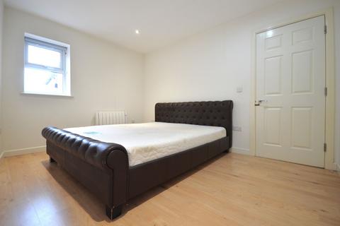 undefined, High Street, London W3 6QX