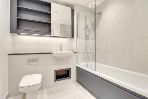 1 bedroom apartment to rent, Herne Hill Road, London, SE24