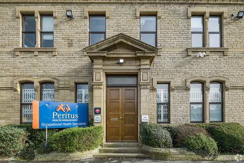 Office to rent, Woodvale Rd Brighouse HD6 4AB