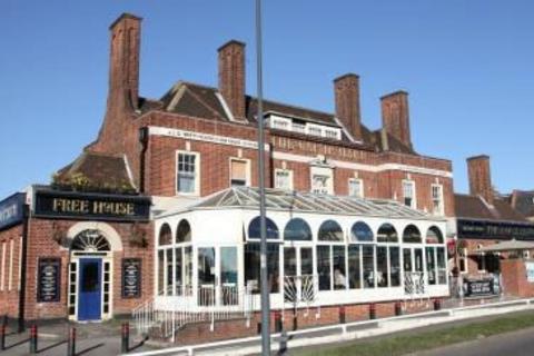 Retail property (high street) to rent, 174 Hook Rise North Surbiton KT6 5DE