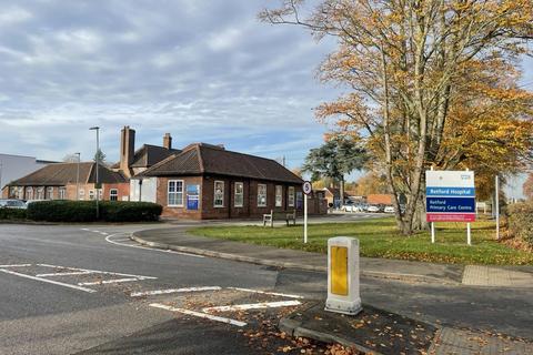 Healthcare facility to rent, 47 North Rd Retford DN22 7XF