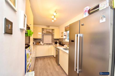 undefined, Owlets Hall Close, Hornchurch