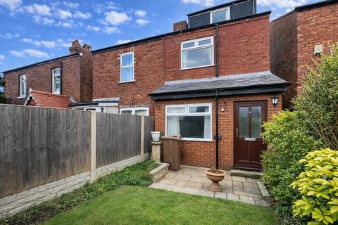 Land Lane, Southport PR9