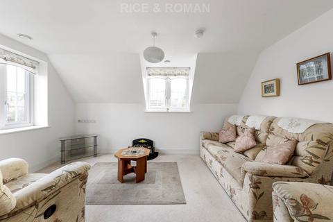 undefined, Waterloo Road, Epsom KT19