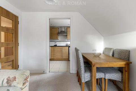 undefined, Waterloo Road, Epsom KT19