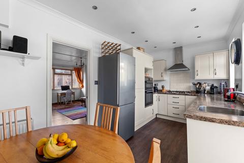 undefined, Kingston Road, Epsom KT17