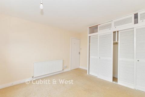 4 bedroom semi-detached house for sale, Sycamore Close, Woodingdean, Brighton, East Sussex