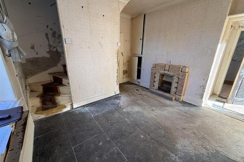 2 bedroom semi-detached house for sale, Tunnel Road, Llanelli