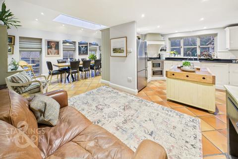 4 bedroom detached house for sale, Chandler Road, Stoke Holy Cross, Norwich