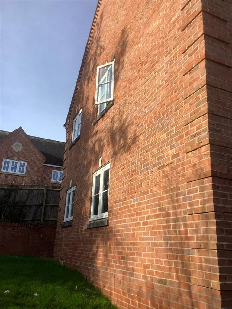 8+11,12,13,14 Yeldside Gardens, External, Side 1.1