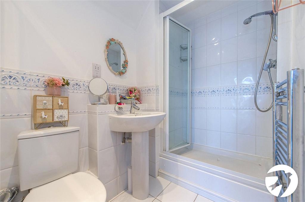 En-Suite Shower