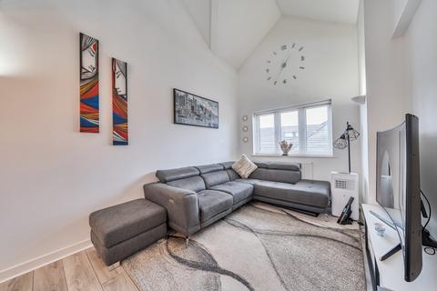 3 bedroom duplex for sale, Ley Farm Close, Watford, Hertfordshire