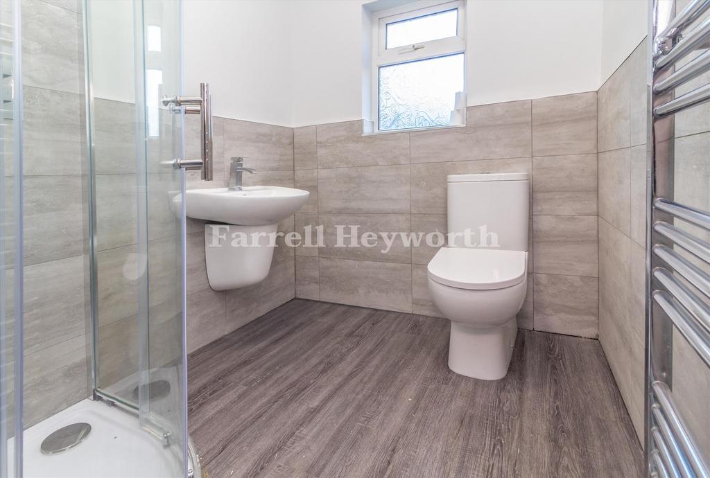 Shower Room image 2
