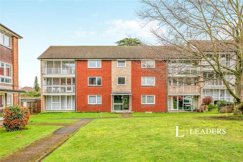 undefined, Basinghall Gardens, Sutton, SM2