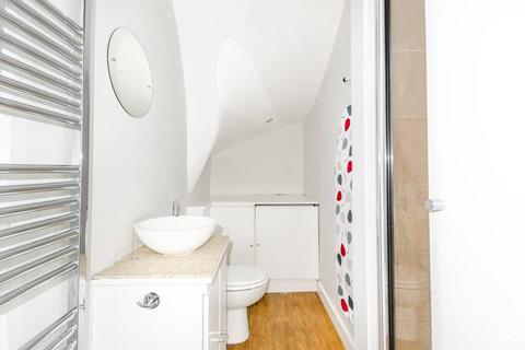 1 bedroom flat for sale, Clapham Common South Side, Clapham Common South Side, London, SW4