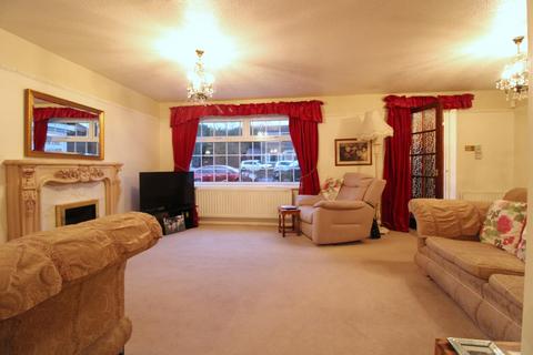 3 bedroom semi-detached house for sale, Beckside Gardens, Newcastle upon Tyne NE5