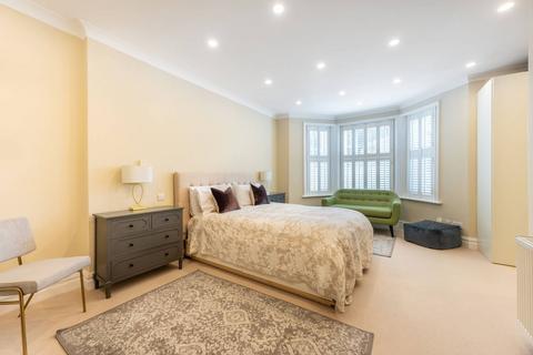2 bedroom maisonette to rent, St James's Gardens, Holland Park, London, W11
